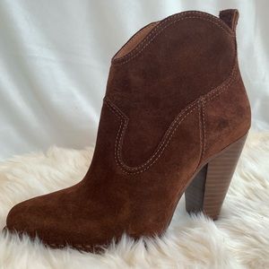 NWT Frye “Madeline” Short Suede Bootie